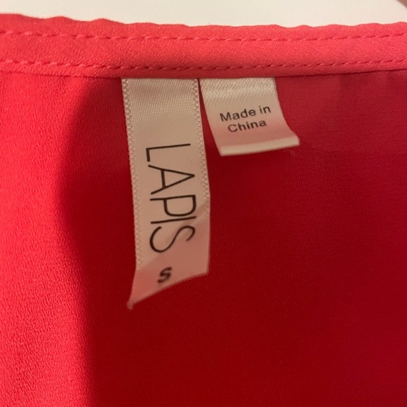 Pretty in pink! So flattering long loose and flowing sleeveless tunic top - Picture 3 of 3